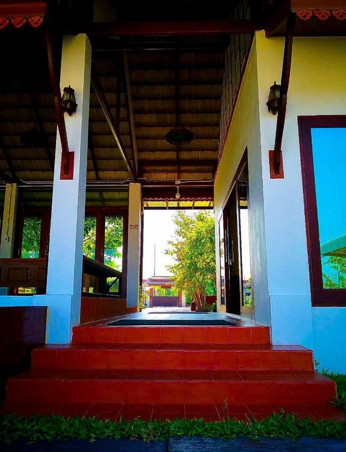 Khum Nakhon Hotel Nakhon Si Thammarat Esterno foto